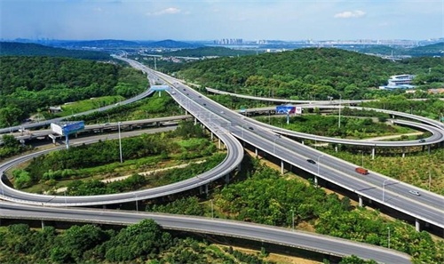 云龙钢筋套筒应用于高速公路